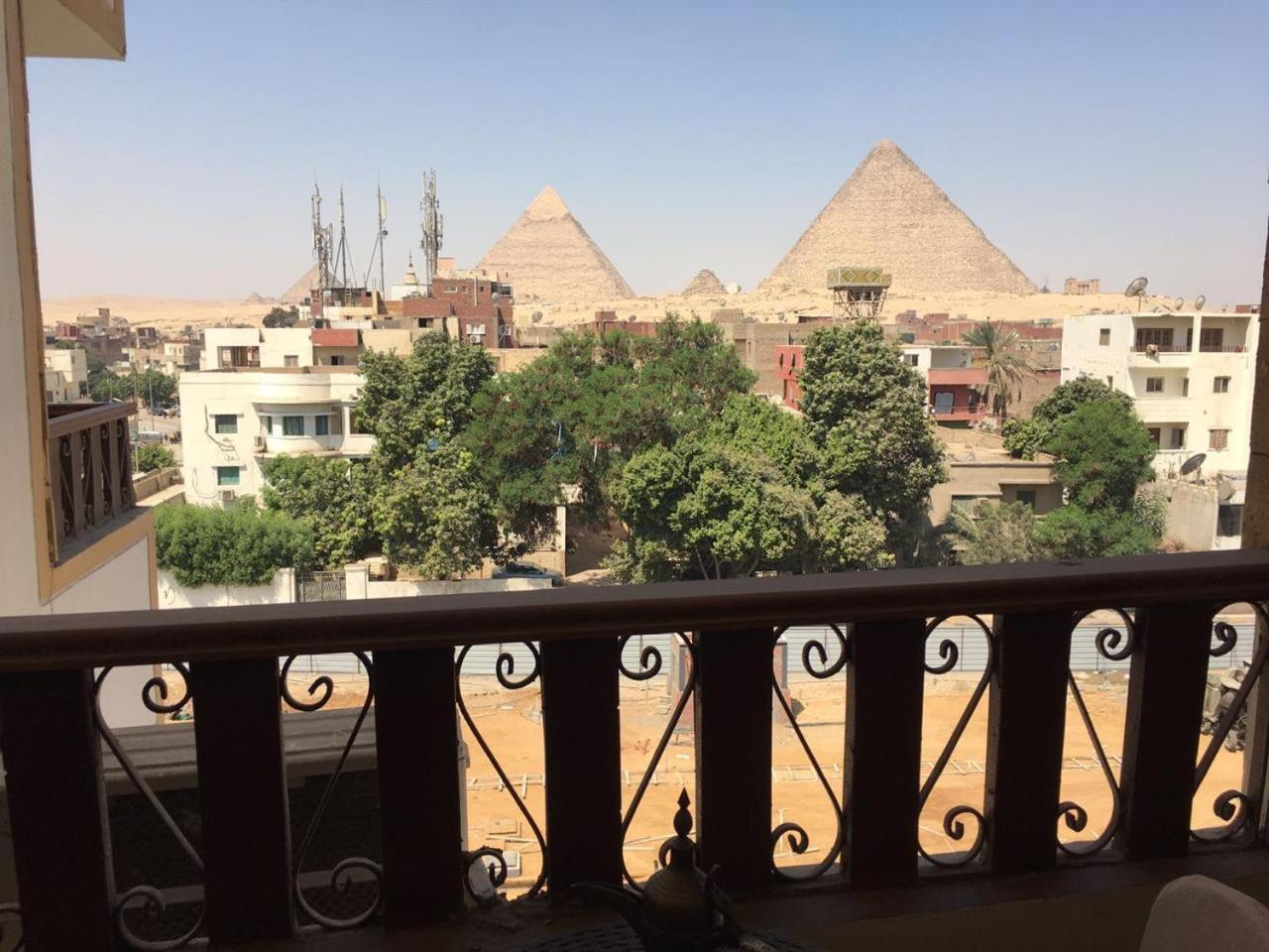El Aida Pyramids View Hotel Kafret el-Gabal Eksteriør bilde