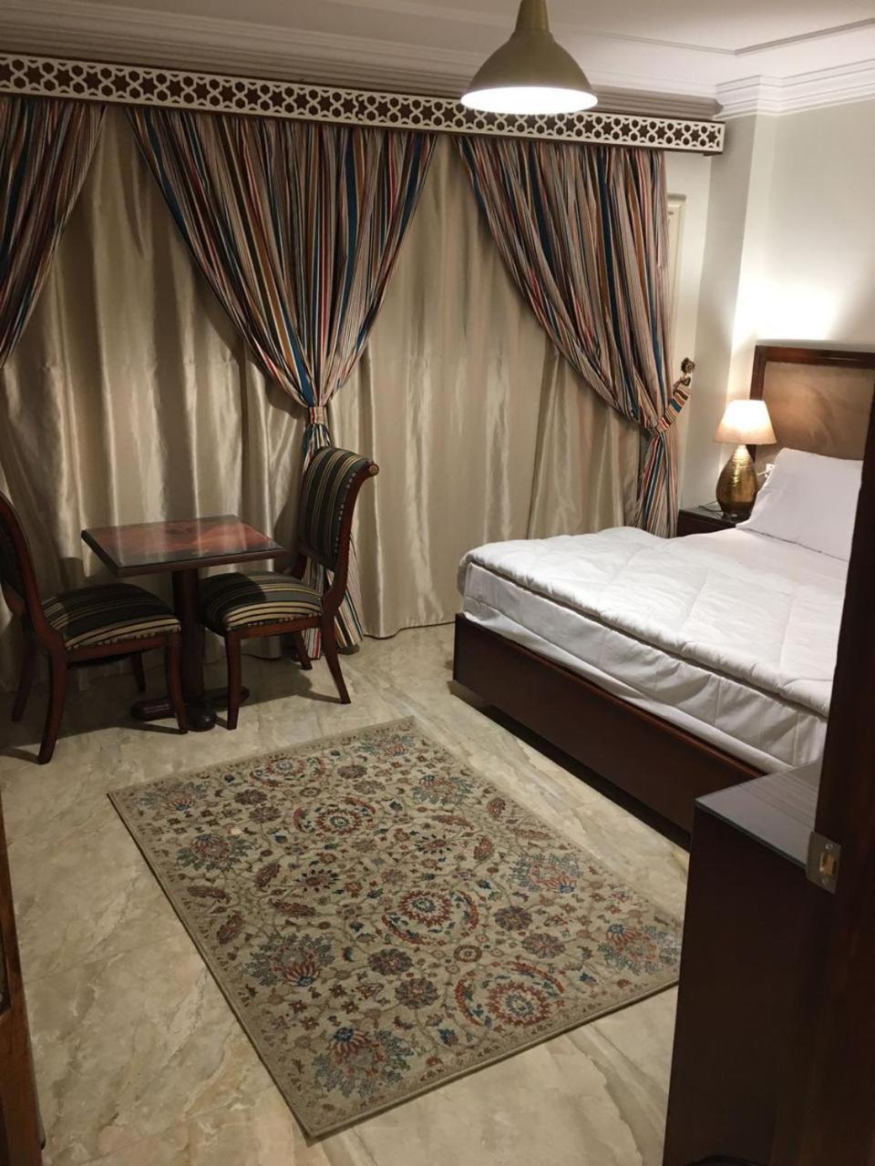El Aida Pyramids View Hotel Kafret el-Gabal Eksteriør bilde