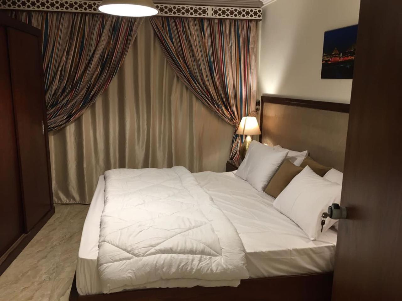El Aida Pyramids View Hotel Kafret el-Gabal Eksteriør bilde