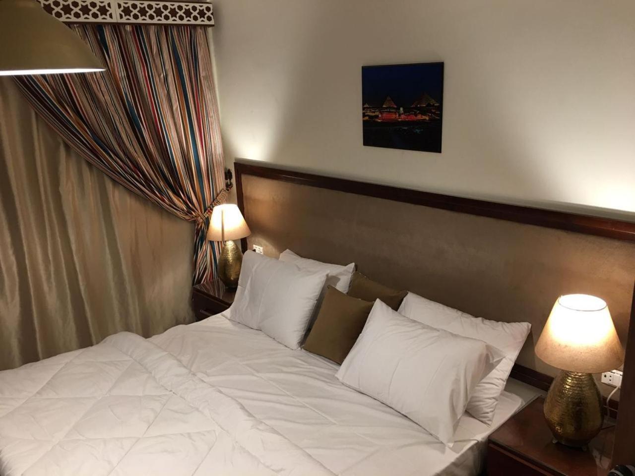 El Aida Pyramids View Hotel Kafret el-Gabal Eksteriør bilde