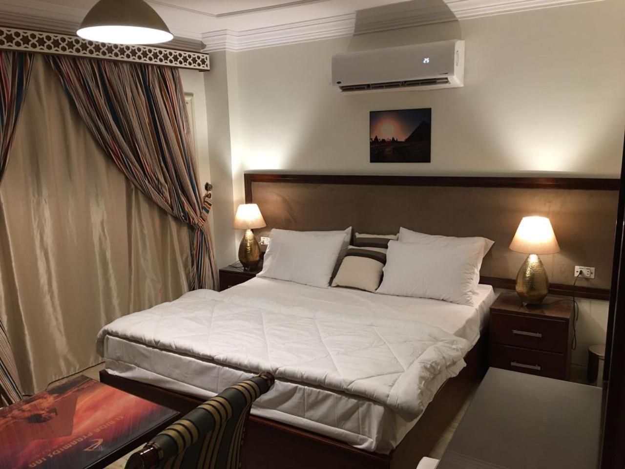 El Aida Pyramids View Hotel Kafret el-Gabal Eksteriør bilde