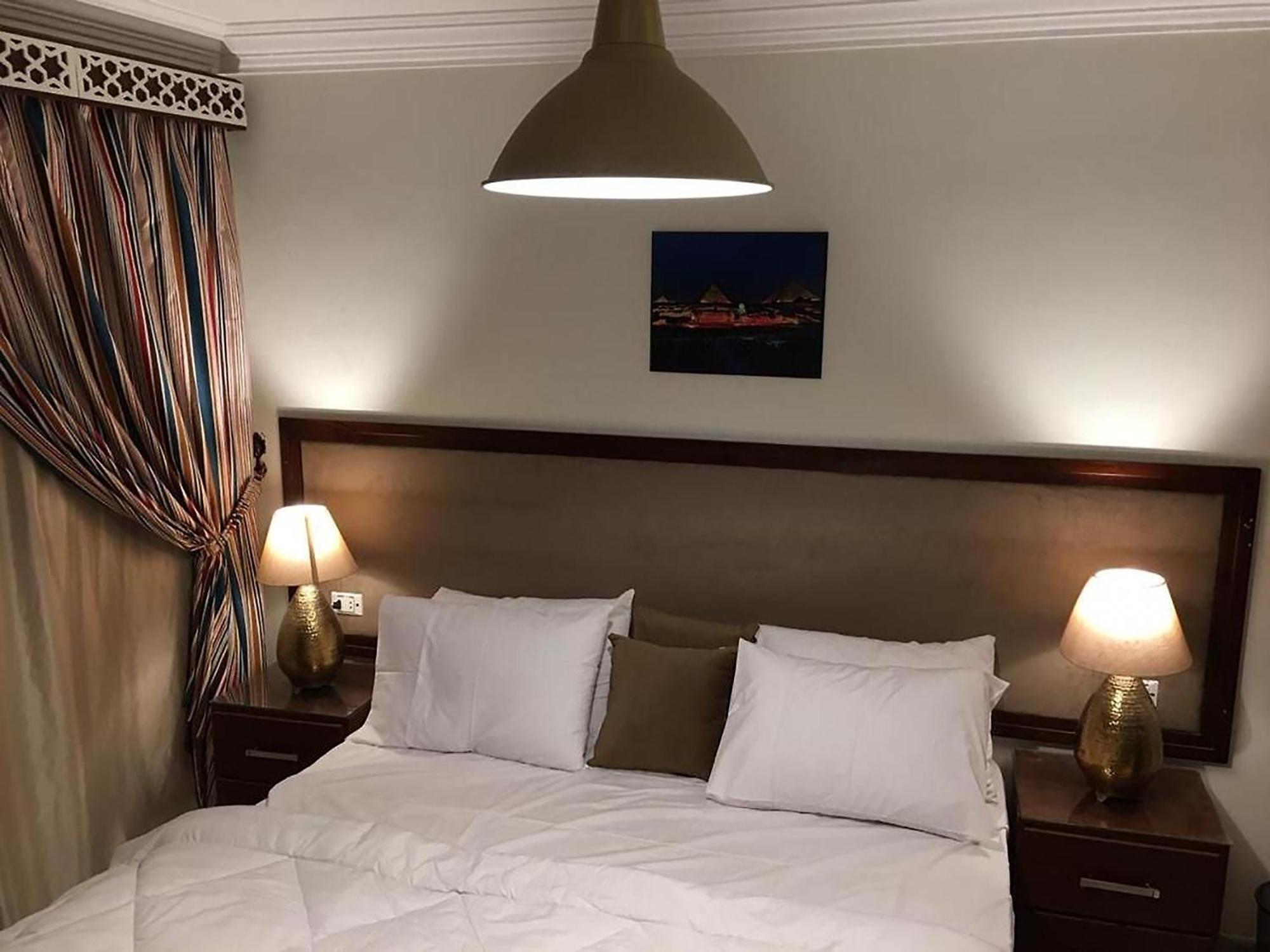 El Aida Pyramids View Hotel Kafret el-Gabal Eksteriør bilde