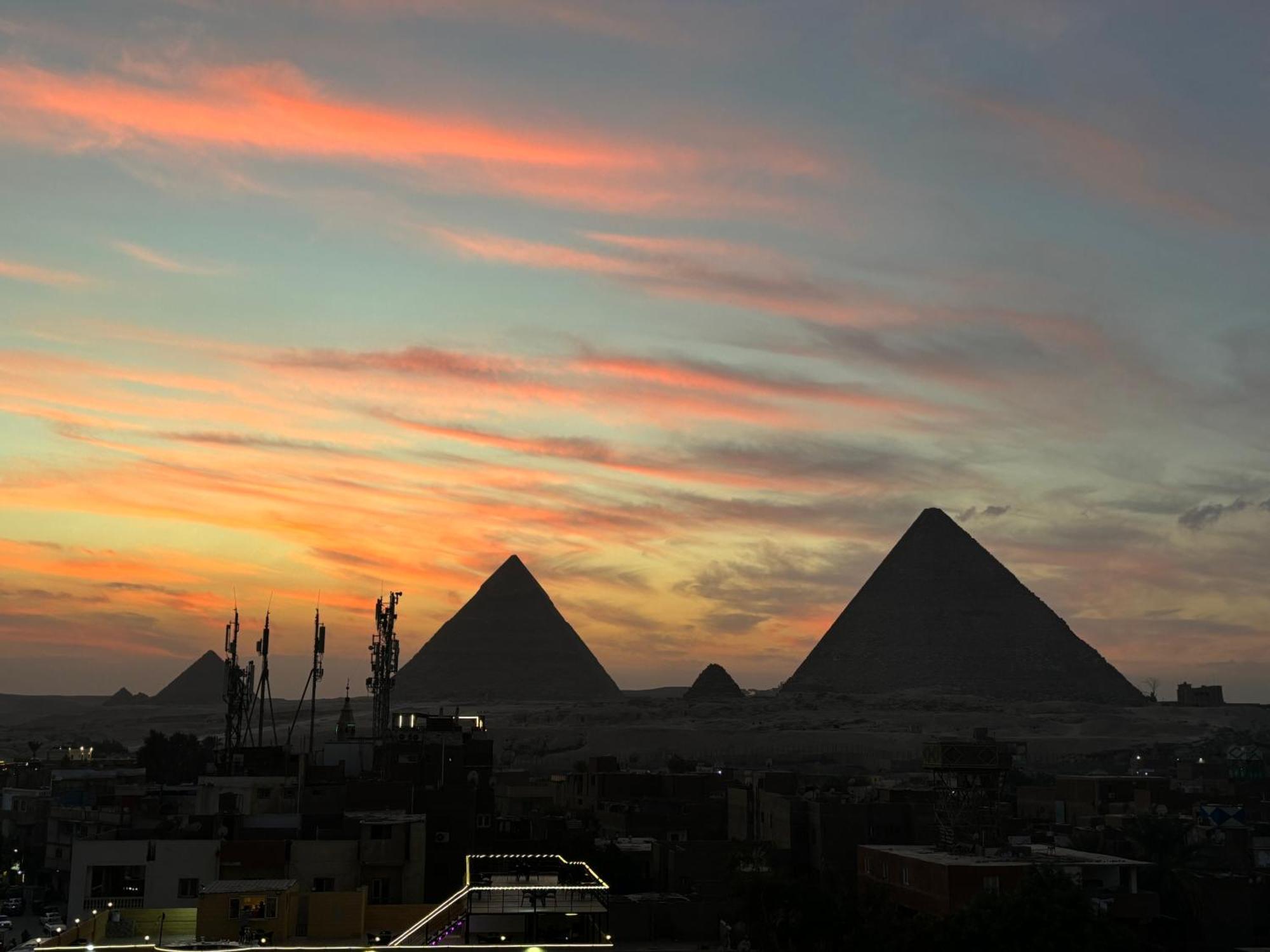 El Aida Pyramids View Hotel Kafret el-Gabal Eksteriør bilde